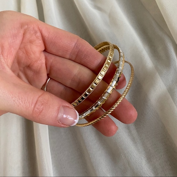 Gold Baguette CZ Textured Bangle Bracelet Set - Picture 3 of 4